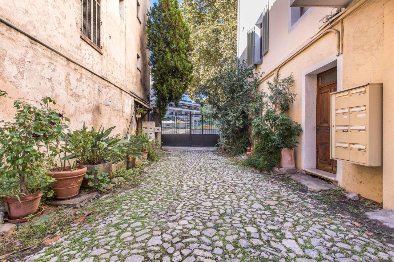Lb Vacation I Cute Affordable 1-br Minutes From Center Apartment *